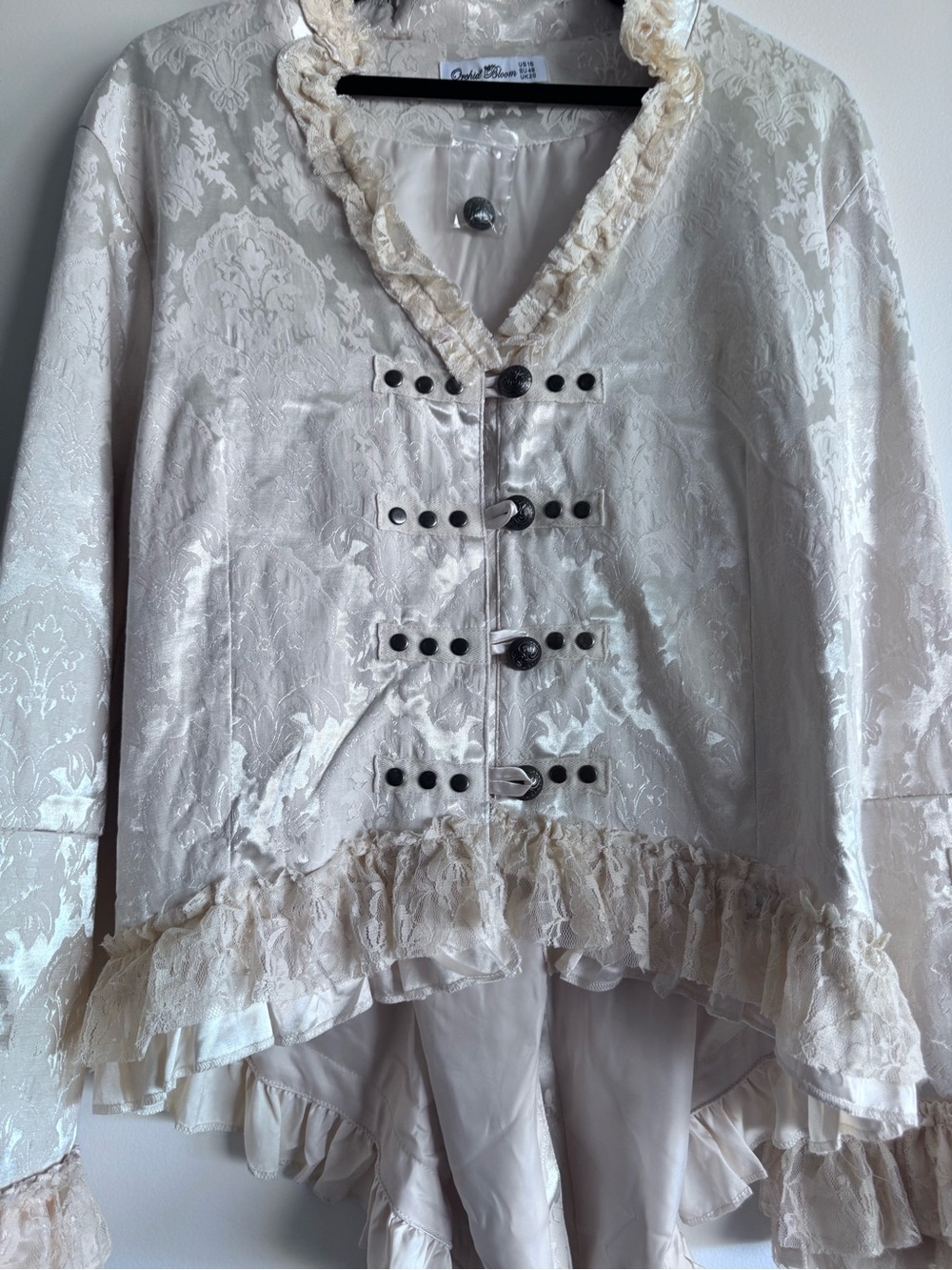 Ivory Lace-Trim Brocade Jacket